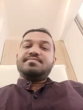 VJ17 online show from December 2025 04:39:02 AM