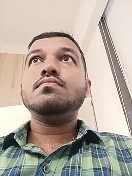 VJ17 online show from October 2025 04:33:01 AM