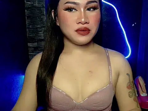 pretty lassy online show from October 2025 04:07:02 PM