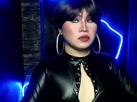 pretty lassy online show from September 2025 07:02:02 AM