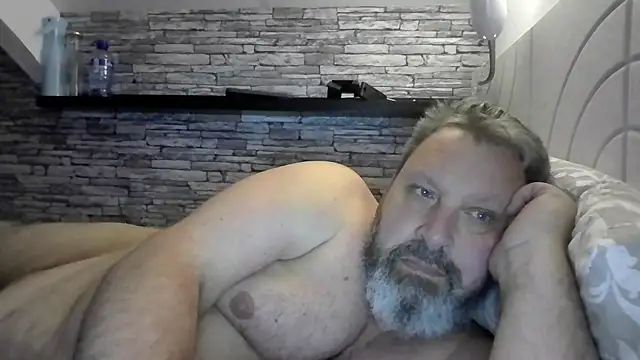 BigMan738xh online show from May 2026 10:32:02 PM