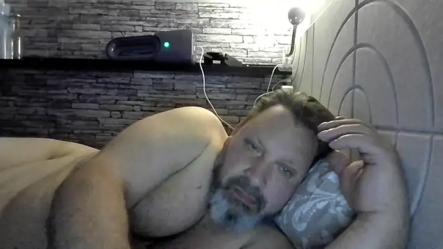 BigMan738xh online show from May 2026 10:30:01 PM