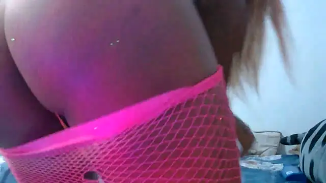 Snapshot of Angeliicaxx chatting on May 2026 12:39:02 AM Angeliicaxx online show from May 2026 12:39:02 AM