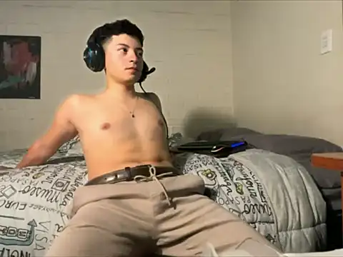 feeelipe2007 online show from September 2025 10:14:01 AM