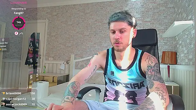Snapshot of JonahShaw chatting on June 2026 02:33:01 PM JonahShaw online show from June 2026 02:33:01 PM