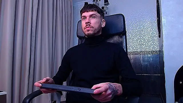 JonahShaw online show from October 2025 04:28:02 AM
