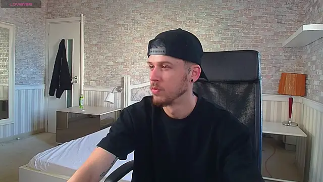 JonahShaw online show from May 2026 04:56:02 AM