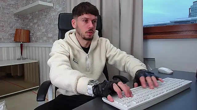 JonahShaw online show from October 2025 04:46:01 AM