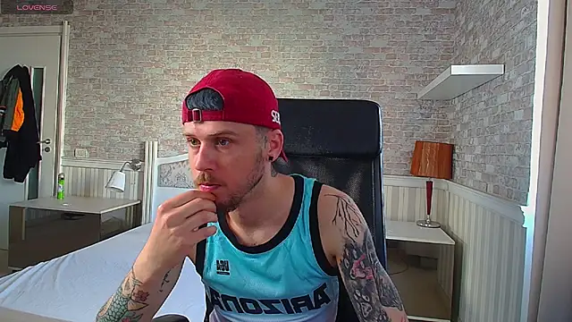 JonahShaw online show from May 2026 04:34:02 AM