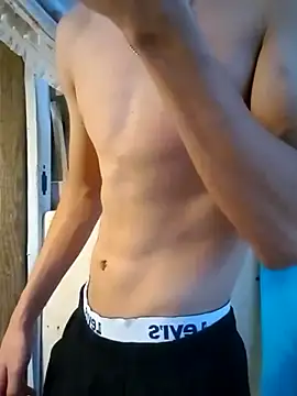 Snapshot of LUISSLEONN0958 chatting on September 2025 09:43:02 PM LUISSLEONN0958 online show from September 2025 09:43:02 PM