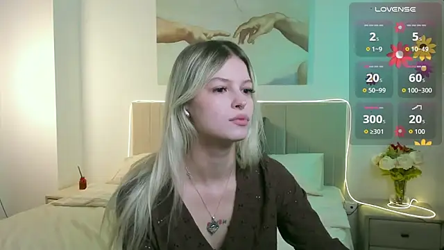 Lisa Blossom online show from September 2025 06:04:02 AM