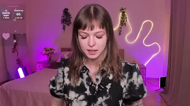 Lisa Blossom online show from March 2026 06:02:01 AM