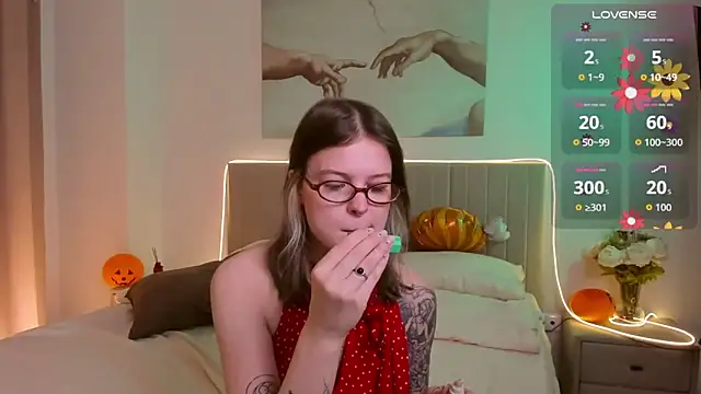 Lisa Blossom online show from November 2025 06:07:02 AM