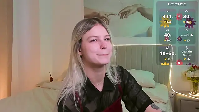 Lisa Blossom online show from September 2025 06:06:02 AM