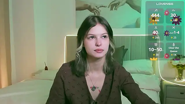 Lisa Blossom online show from October 2025 06:06:01 AM