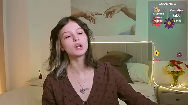 Lisa Blossom online show from October 2025 06:07:02 AM