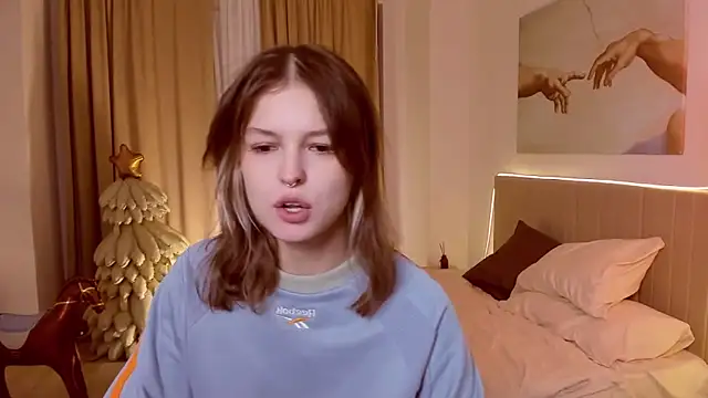 Lisa Blossom online show from December 2025 06:05:01 AM