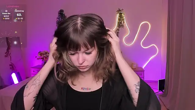 Lisa Blossom online show from March 2026 06:03:02 AM