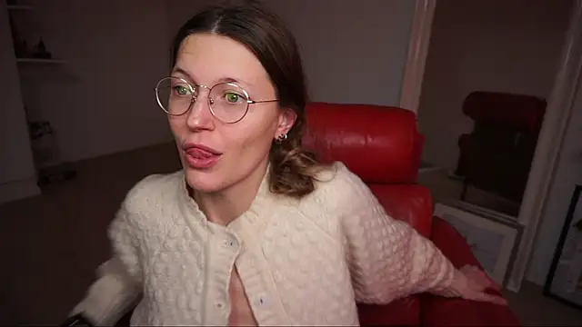 Snapshot of Scorpion_Peach chatting on November 2025 05:06:02 PM Scorpion Peach online show from November 2025 05:06:02 PM