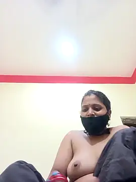 Snapshot of Rani_Devi143 chatting on October 2025 03:30:02 AM Rani Devi143 online show from October 2025 03:30:02 AM