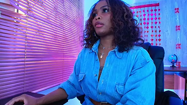 ArianaBeake online show from January 2026 10:48:02 PM