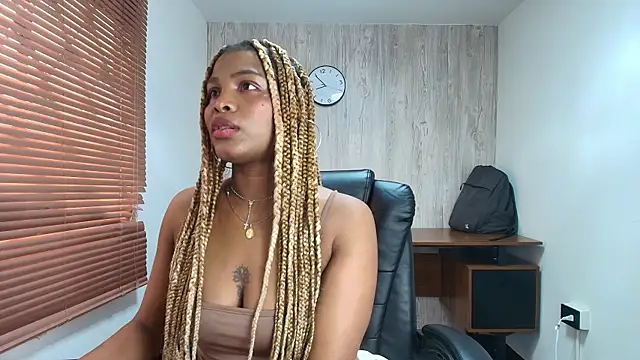 ArianaBeake online show from October 2025 01:54:02 PM