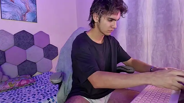 zeta tgn online show from October 2025 12:07:01 PM