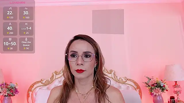 EvaRoah online show from September 2025 12:23:01 PM