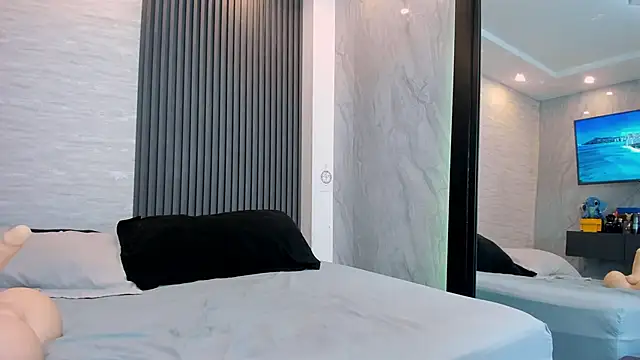 Snapshot of Kalyan_Casstelo chatting on November 2025 01:58:02 PM Kalyan Casstelo online show from November 2025 01:58:02 PM