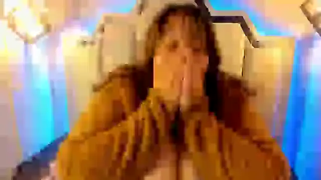 Snapshot of _Emily_rosee_ chatting on October 2025 11:22:01 AM Emily rosee online show from October 2025 11:22:01 AM