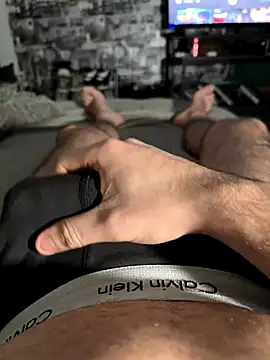 Ggowlad01 online show from December 2025 07:52:01 PM