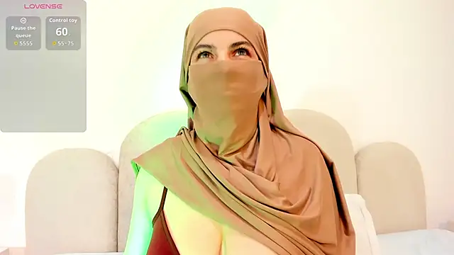 Snapshot of najwa__ chatting on September 2025 04:24:01 AM najwa online show from September 2025 04:24:01 AM