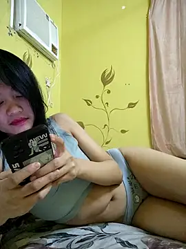 Snapshot of YayeeShow chatting on October 2025 07:38:02 PM YayeeShow online show from October 2025 07:38:02 PM