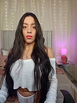 AriadnaTaylor online show from December 2025 12:48:02 PM