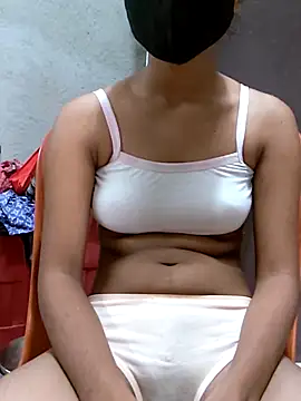 Tara2007 online show from November 2025 05:01:01 AM