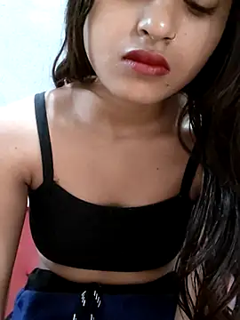 Tara2007 online show from November 2025 08:14:02 AM