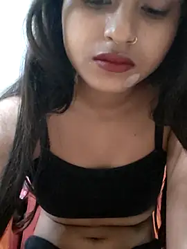 Tara2007 online show from November 2025 05:46:01 PM