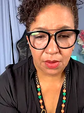 lady venuss online show from September 2025 12:00:01 PM