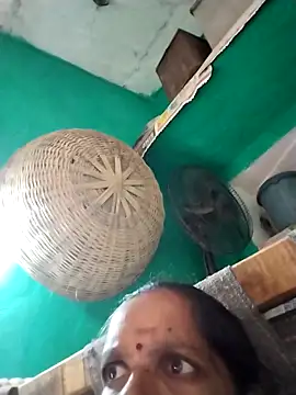 Snapshot of Sexi_savita chatting on November 2025 06:56:02 AM Sexi savita online show from November 2025 06:56:02 AM