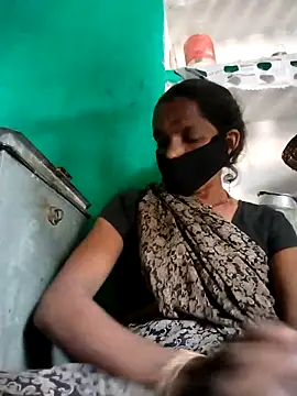 Snapshot of Sexi_savita chatting on October 2025 06:56:02 AM Sexi savita online show from October 2025 06:56:02 AM