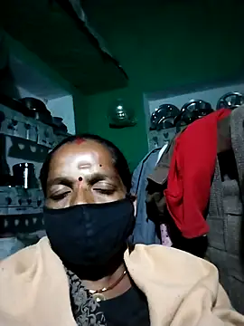 Snapshot of Sexi_savita chatting on November 2025 04:22:02 PM Sexi savita online show from November 2025 04:22:02 PM