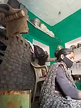 Snapshot of Sexi_savita chatting on November 2025 04:57:01 AM Sexi savita online show from November 2025 04:57:01 AM