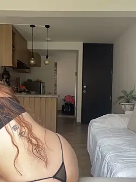 Isa Villamarin online show from September 2025 03:40:01 PM