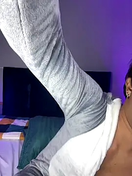 Snapshot of Leo_Savage_ chatting on September 2025 04:48:02 AM Leo Savage online show from September 2025 04:48:02 AM