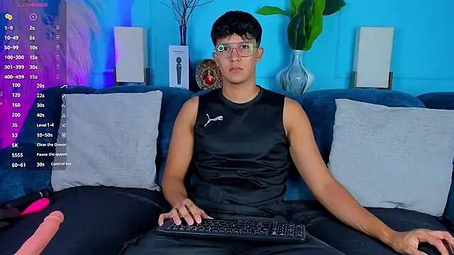 Leo Savage  online show from January 2026 02:59:01 AM