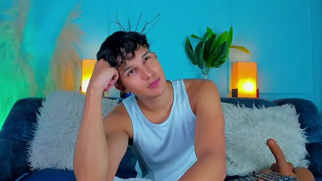 Leo Savage  online show from February 2026 03:59:02 AM