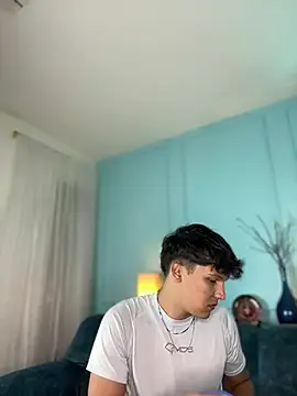 Leo Savage  online show from March 2026 03:10:02 AM