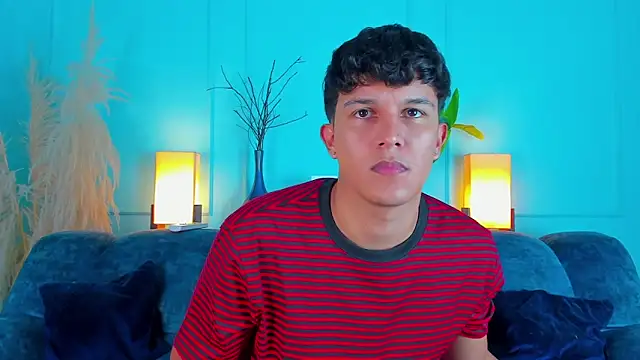 Leo Savage  online show from March 2026 03:25:02 AM