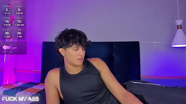 Snapshot of Leo_Savage_ chatting on September 2025 04:13:02 AM Leo Savage online show from September 2025 04:13:02 AM