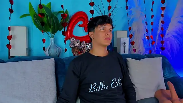 Leo Savage  online show from February 2026 03:46:01 AM